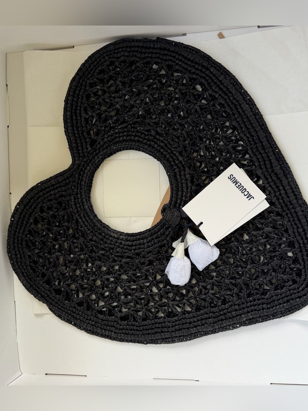 Jacquemus Black Woven Heart Tote with White Tassels - Picture 2 of 9